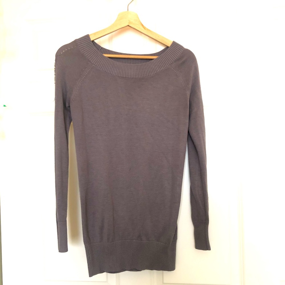 Kardashian Kollection Gray Long Sleeve Lightweight Sweater Size Small